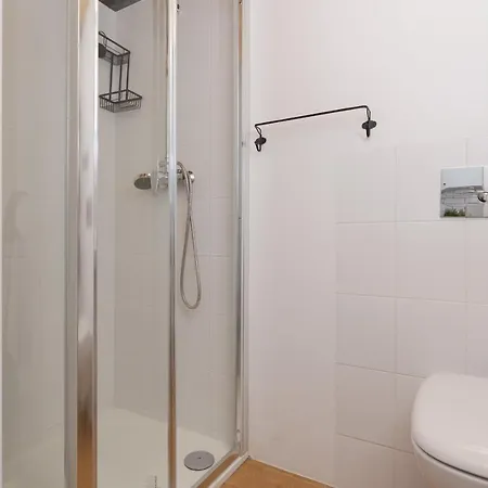 Apartman Sweet Studio Wola For 2 Guests With Loft Bed By Renters