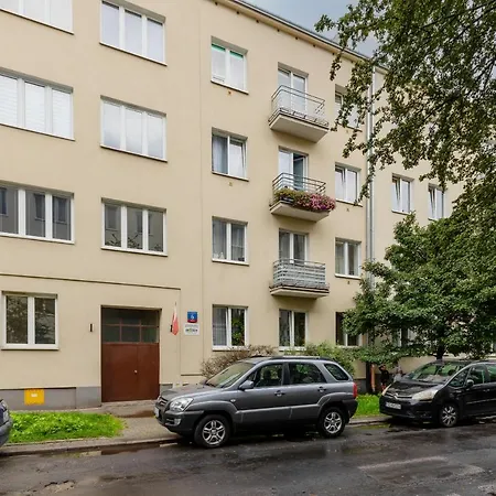 Sweet Studio Wola For 2 Guests With Loft Bed By Renters Varsó