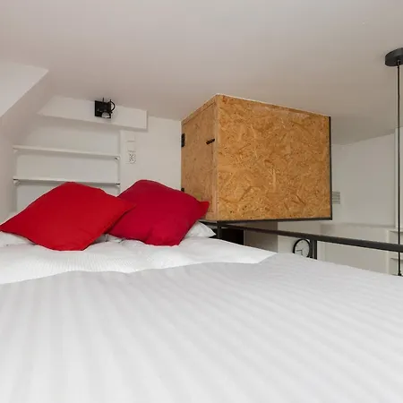 Sweet Studio Wola For 2 Guests With Loft Bed By Renters