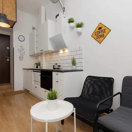 Apartman Sweet Studio Wola For 2 Guests With Loft Bed By Renters