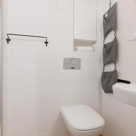 Sweet Studio Wola For 2 Guests With Loft Bed By Renters